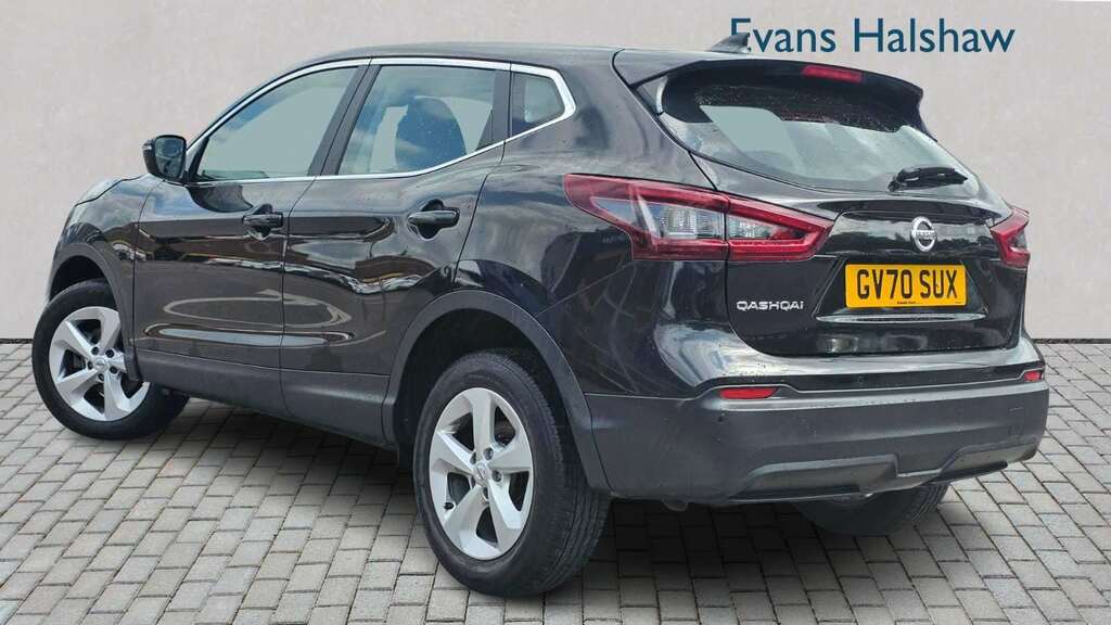 Nissan Qashqai 1.3 Dig-t 160 157 Acenta Premium Dct 2021 GV70SUX Black #2