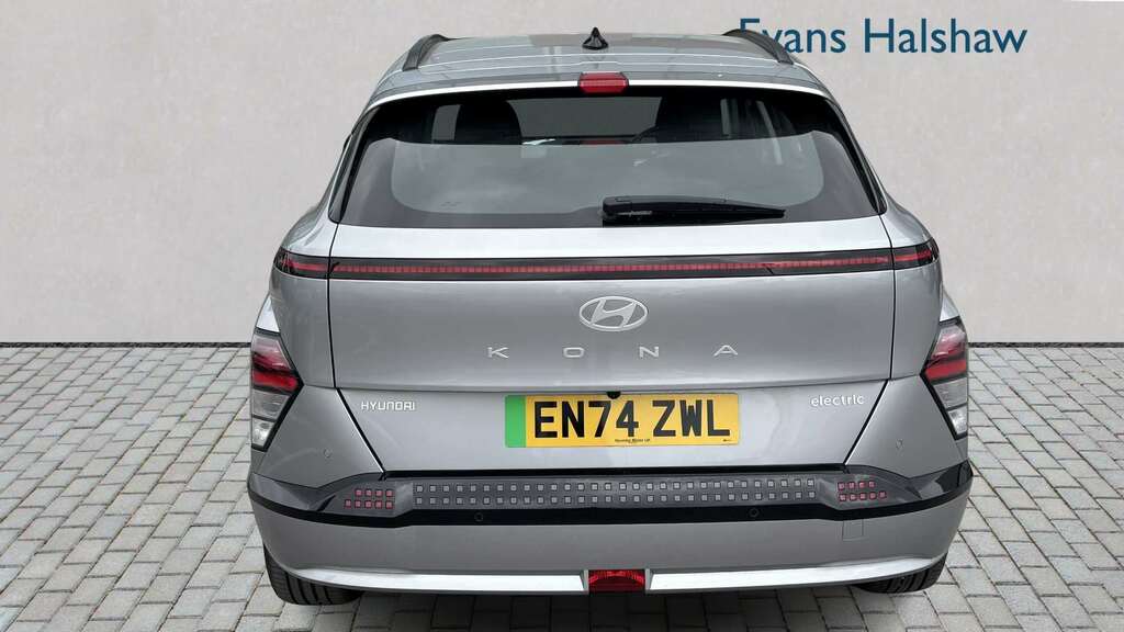 Hyundai Kona 160Kw Advance 65Kwh 2025 EN74ZWL Silver #4