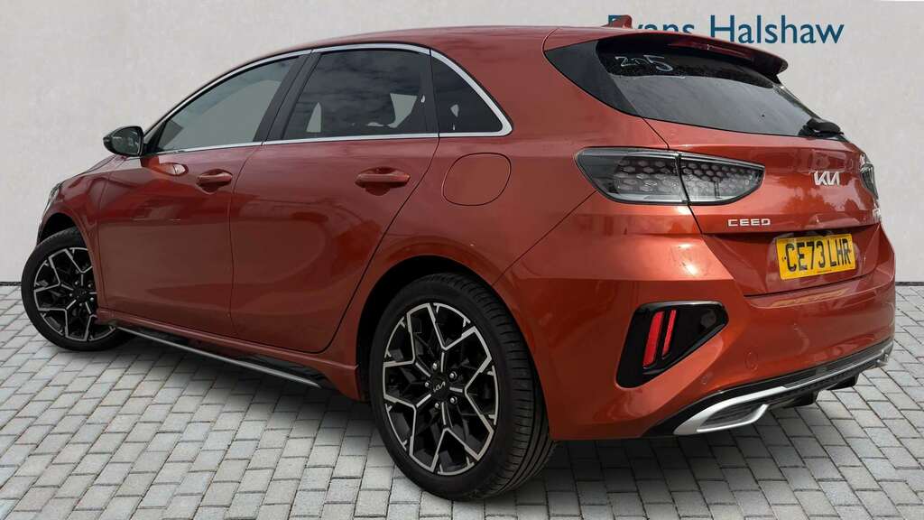 Kia Ceed 1.5T Gdi Isg Gt-line 2023 CE73LHR Orange #2