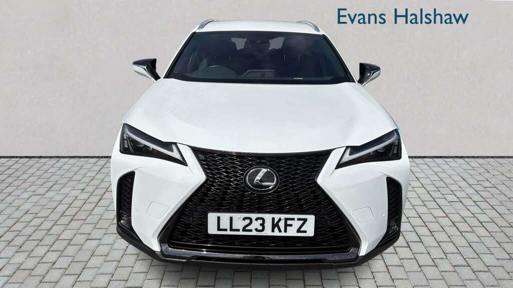 Lexus UX 250H 2.0 F-sport Design Cvt 2023 LL23KFZ White #3