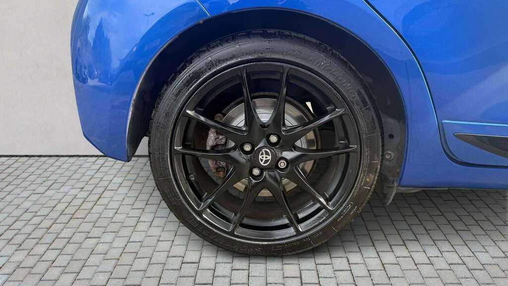Toyota Yaris 1.5 Hybrid Gr-sport Cvt 2019 RN19KVF Blue #2