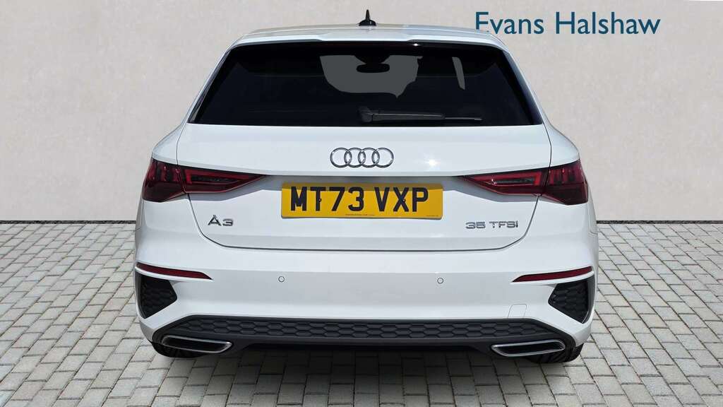 Audi A3 35 Tfsi S Line 2023 MT73VXP White #5