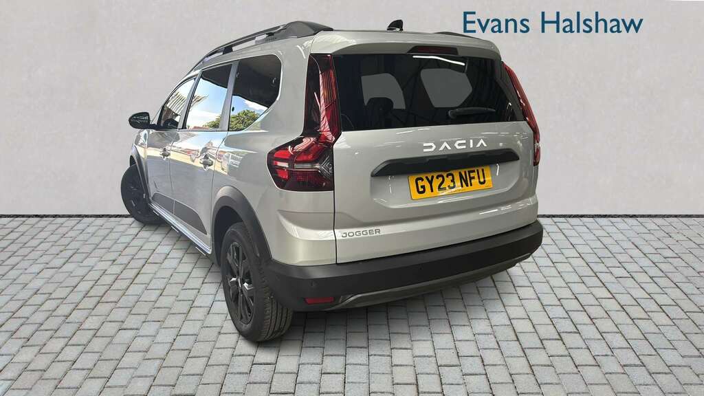 Dacia Jogger 1.0 Tce Extreme Se 2023 Grey #2