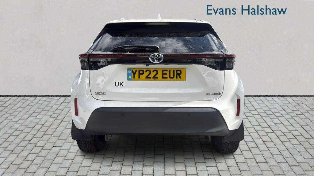 Toyota Yaris Cross 1.5 Hybrid Excel Cvt 2022 YP22EUR White #2