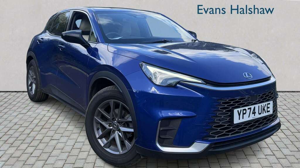Lexus LBX 1.5 Premium E-cvt 2024
