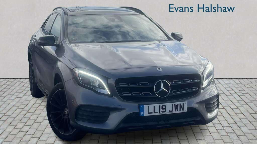 Mercedes-Benz GLA Class 200 Amg Line Premium Plus 2019 Grey