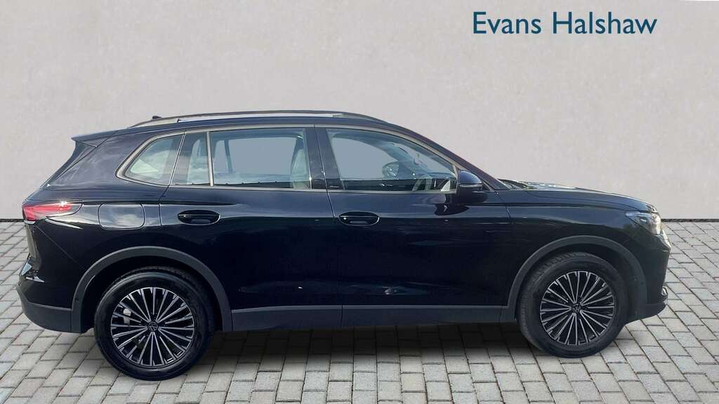 Volkswagen Tiguan 1.5 Etsi 150 Life Dsg 2024 CY24AXT Black #5