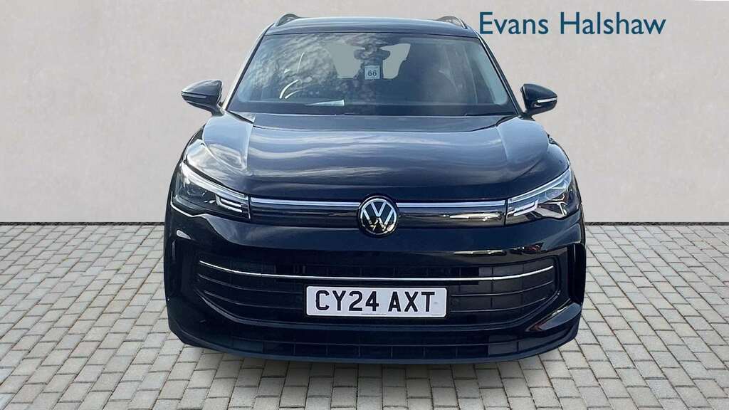 Volkswagen Tiguan 1.5 Etsi 150 Life Dsg 2024 CY24AXT Black #6