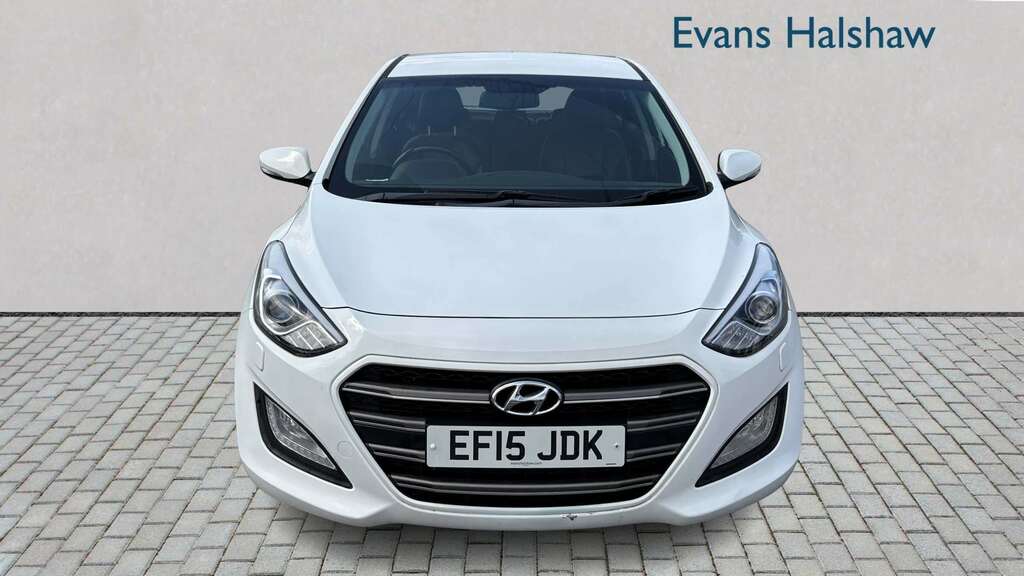 Hyundai I30 1.6 Crdi 136 Premium 2015 White #4