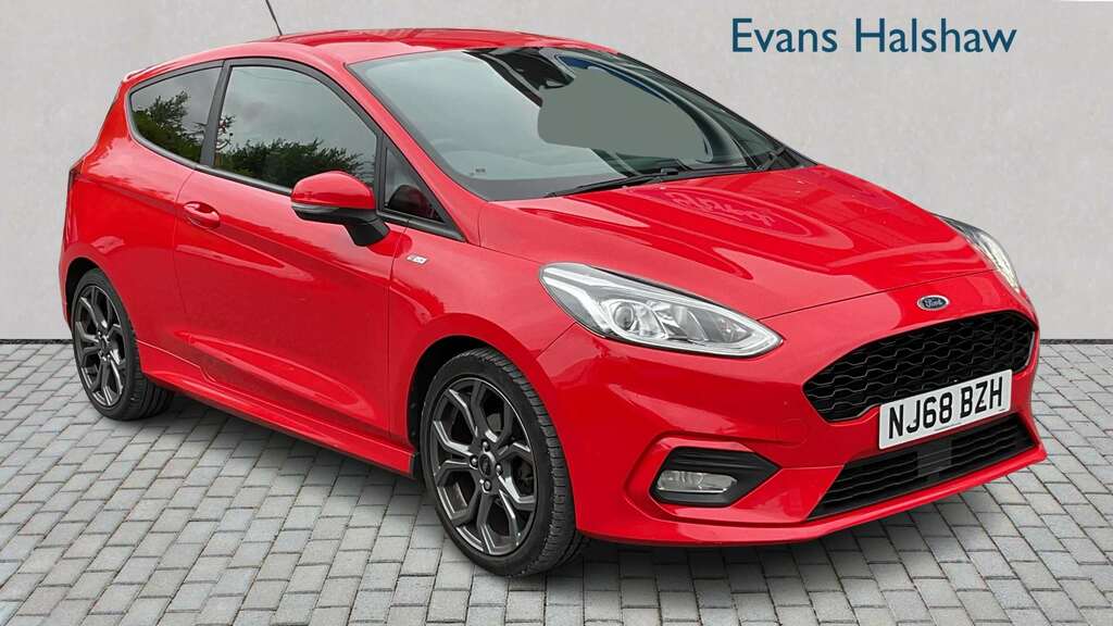 Ford Fiesta 1.0 Ecoboost 125 Titanium Silver #1