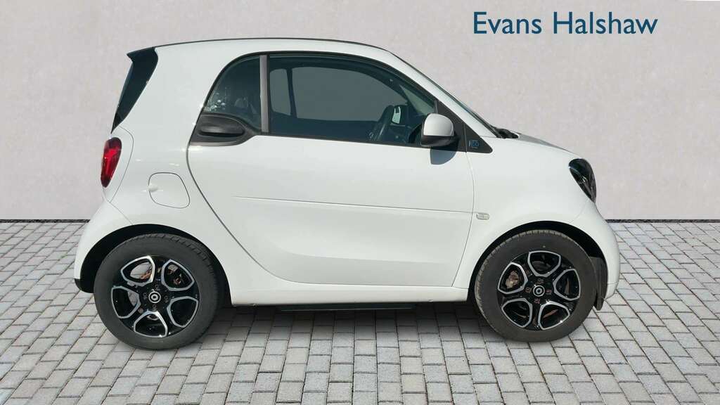 Smart Fortwo Coupe 60Kw Eq Prime Premium 17Kwh 2019 White #3