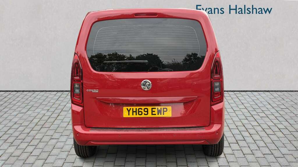 Vauxhall Combo Life 1.2 Turbo Energy 7 Seat 2019 Red #5