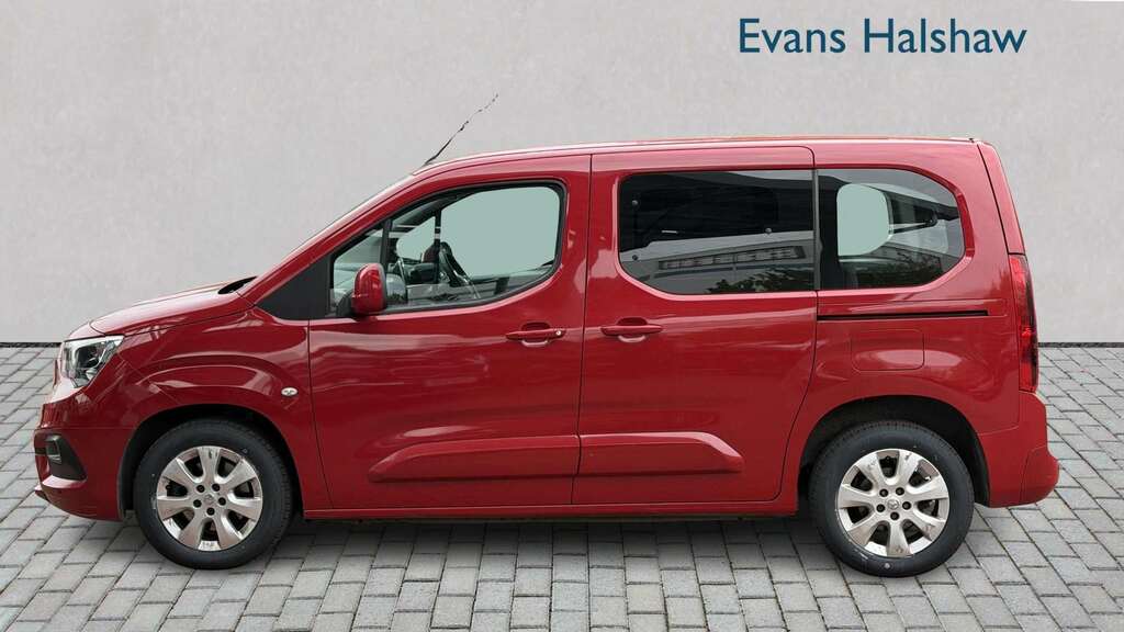 Vauxhall Combo Life 1.2 Turbo Energy 7 Seat 2019 Red #3