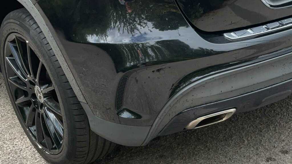 Mercedes-Benz GLA Class Gla 200 D Sport Executive Black #21