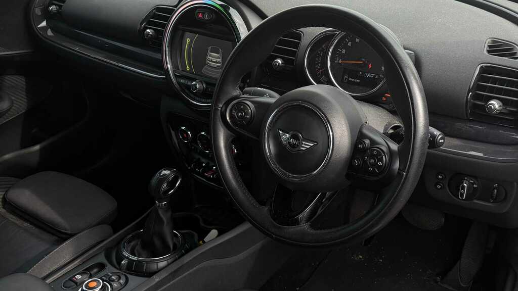 Mini Clubman 2.0 Cooper D 6Dr White #8