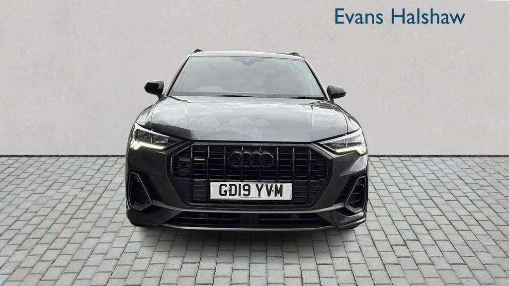 Audi Q3 35 Tfsi Sport Grey #4