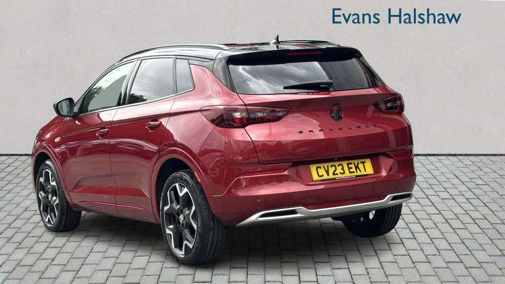 Vauxhall Grandland 1.2 Turbo Ultimate 2023 Red #2