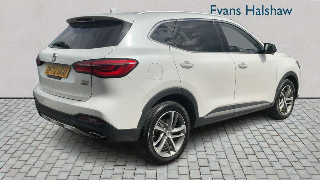 MG HS 1.5 T-gdi Phev Exclusive 2023 White #2