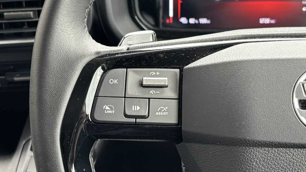 Vauxhall Combo-e Life 52Kwh Ultimate XL Mpv 7.4Kw Cha Black #12