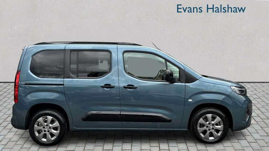 Vauxhall Combo-e Life 100Kw Ultimate 52Kwh 2025 Blue #6