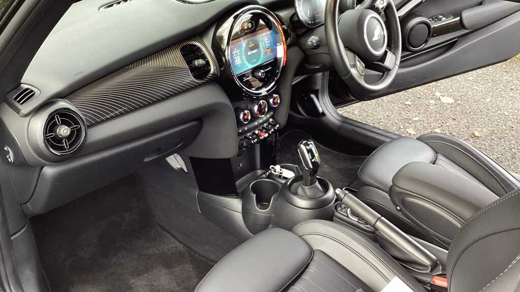 Mini Hatch 2.0 Cooper S Resolute Edition Premium 202 VN23GJJ Black #5