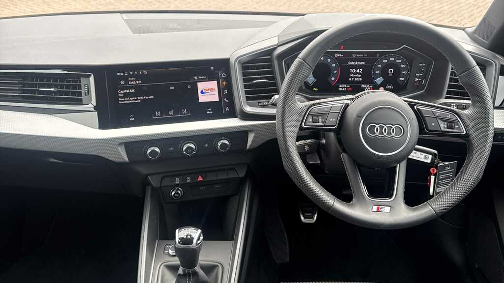 Audi A1 35 Tfsi Black Edition S Tronic 2025 Red #8