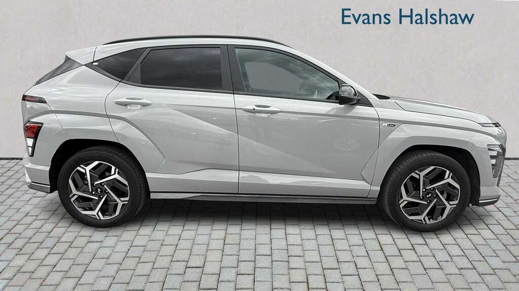 Hyundai Kona N Line White #3