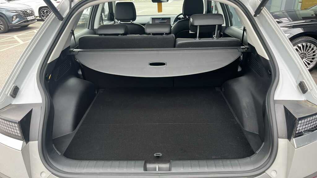 Hyundai Ioniq 5 Hatchback Black #8