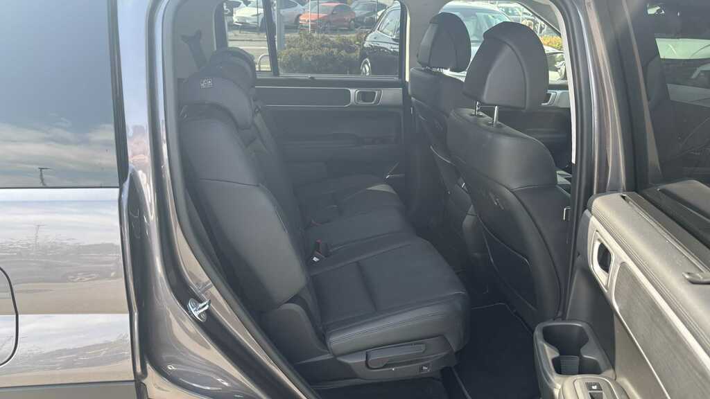Hyundai Santa Fe 1.6L Ultimate Black #14