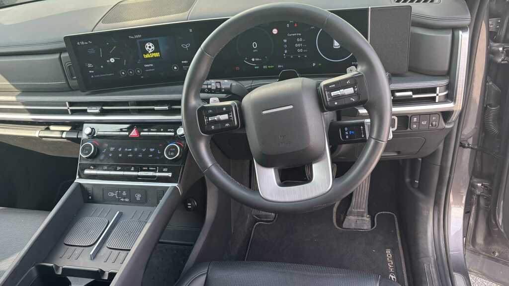 Hyundai Santa Fe 1.6L Ultimate Black #10