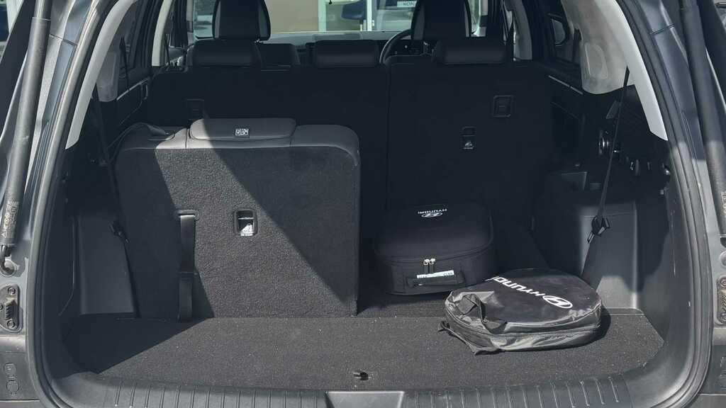 Hyundai Santa Fe 1.6L Ultimate Black #7