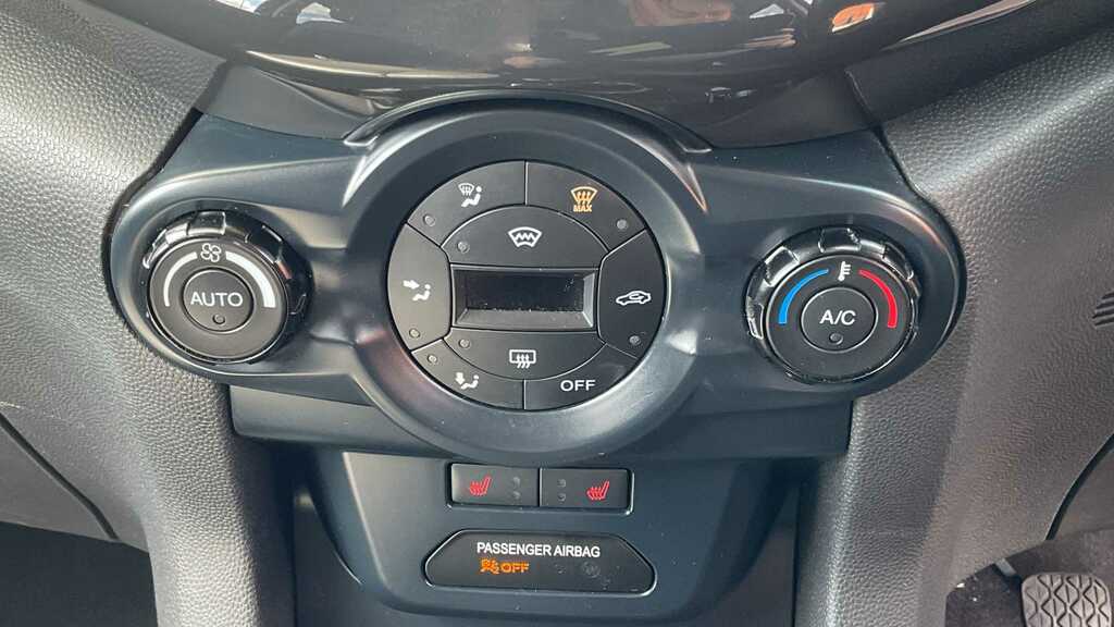 Ford Ecosport Tdci Titanium Suv Black #11