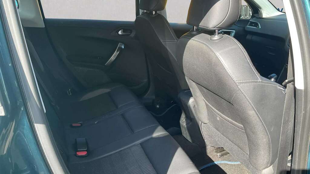 Peugeot 2008 1.2 Puretech Allure 2017 Green #5