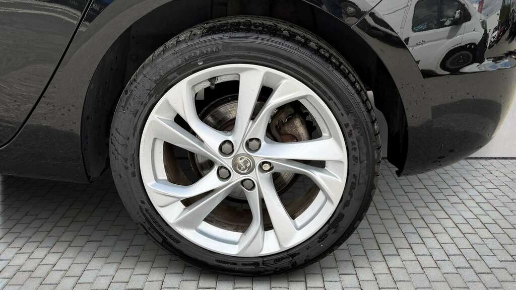 Vauxhall Astra 1.4I 16V Sri 2017 Black #6