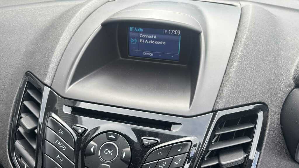 Ford Fiesta 1.25 82 Zetec 2016 Blue #8