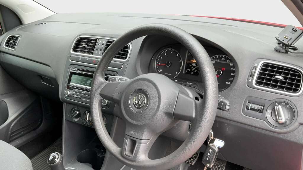 Volkswagen Polo 2013 63 1.2 #8