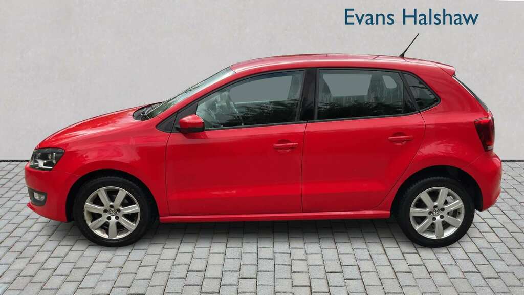 Volkswagen Polo 1.2 60 Match Edition 2013 Red #3