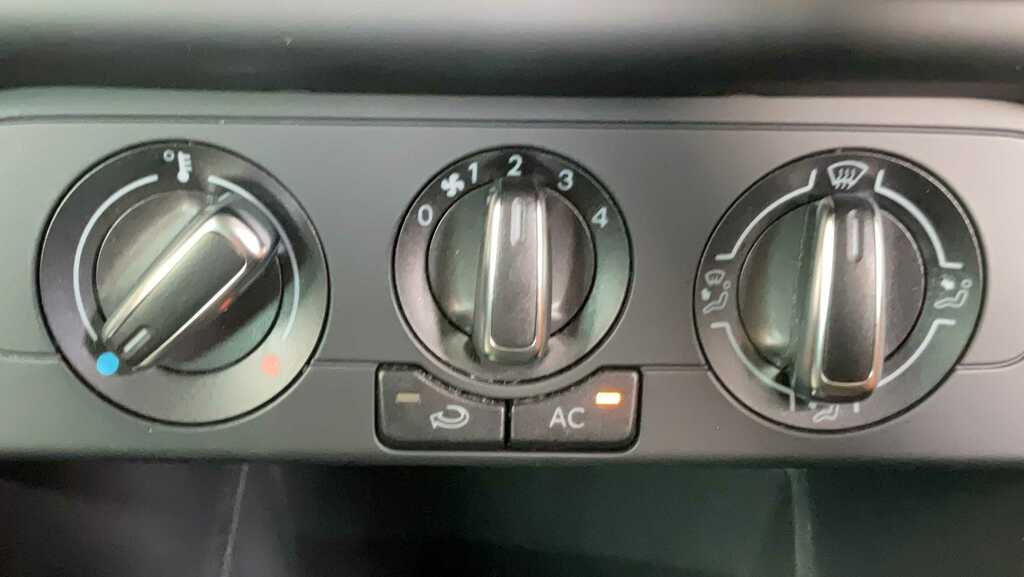 Volkswagen Polo 2013 63 1.2 #15