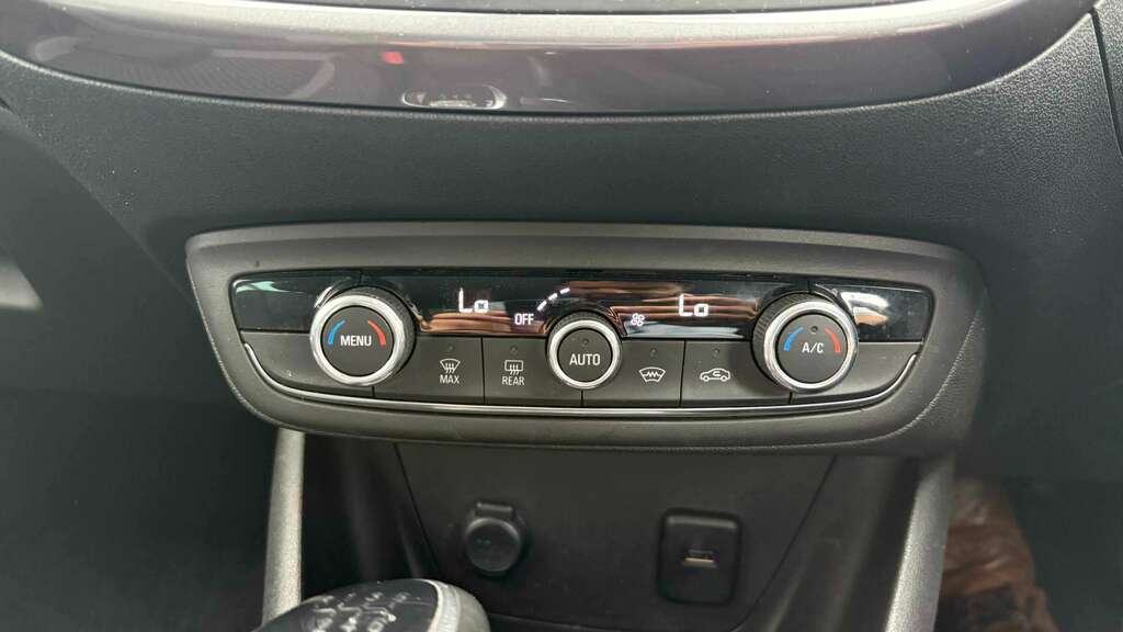 Vauxhall Crossland X Elite Nav 20 Plate Red #11