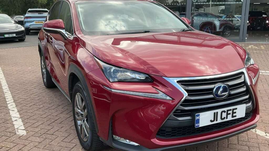 Lexus NX 300H 2.5 Luxury Cvt 2015 Red #2