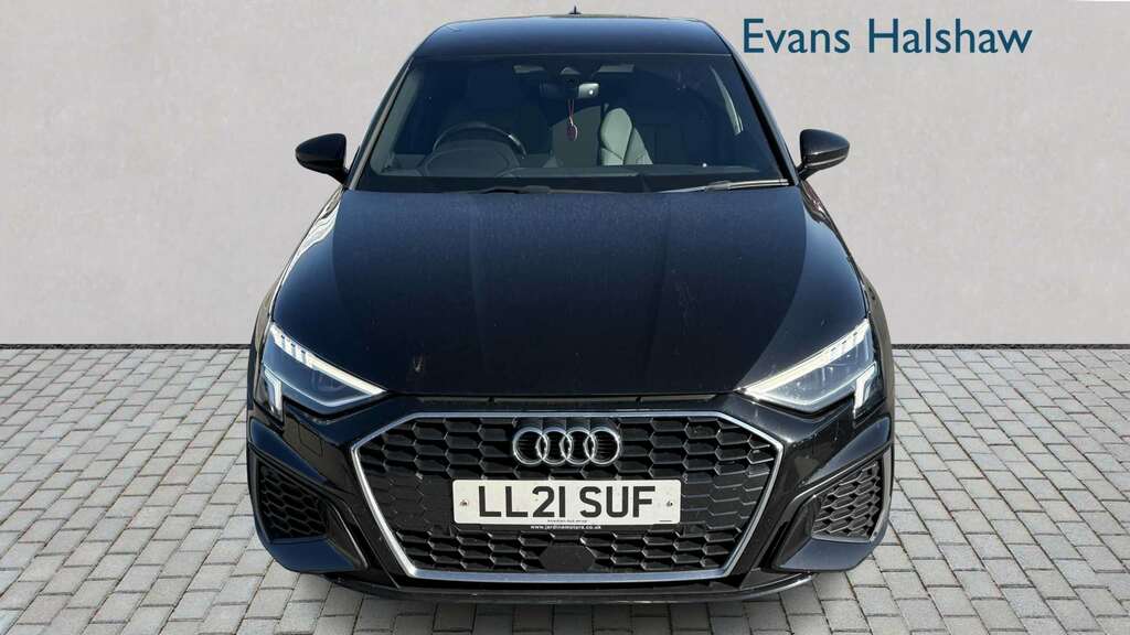 Audi A3 40 Tfsi E S Line S Tronic 2021 Black #4