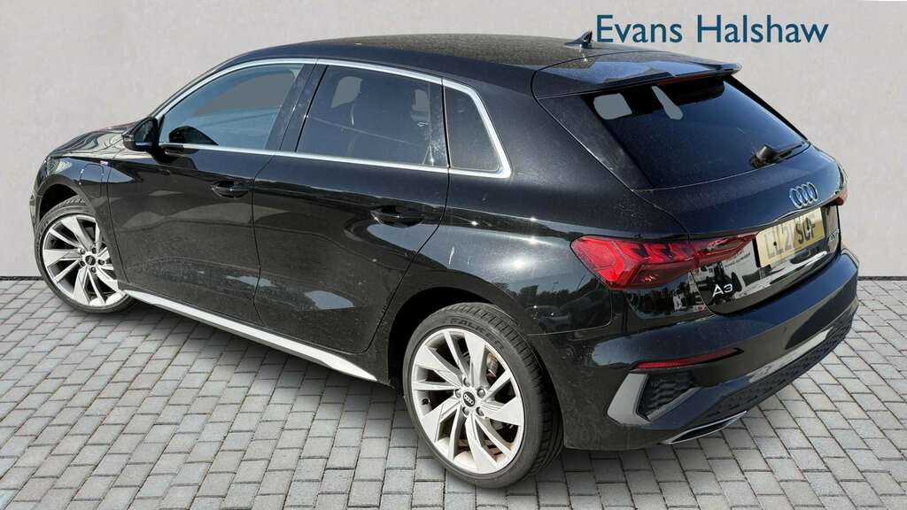 Audi A3 40 Tfsi E S Line S Tronic 2021 Black #2