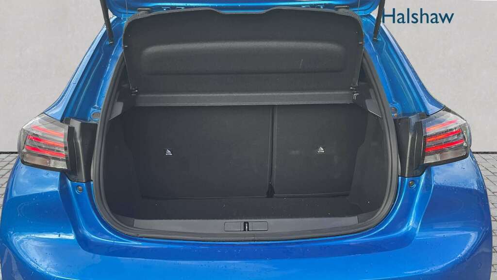 Peugeot 208 Allure Black #7