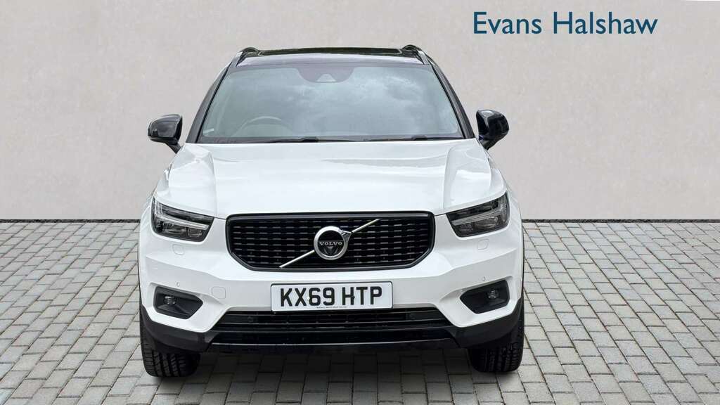 Volvo XC40 2.0 D4 190 R Design Pro Awd Geartronic 2019 White #5