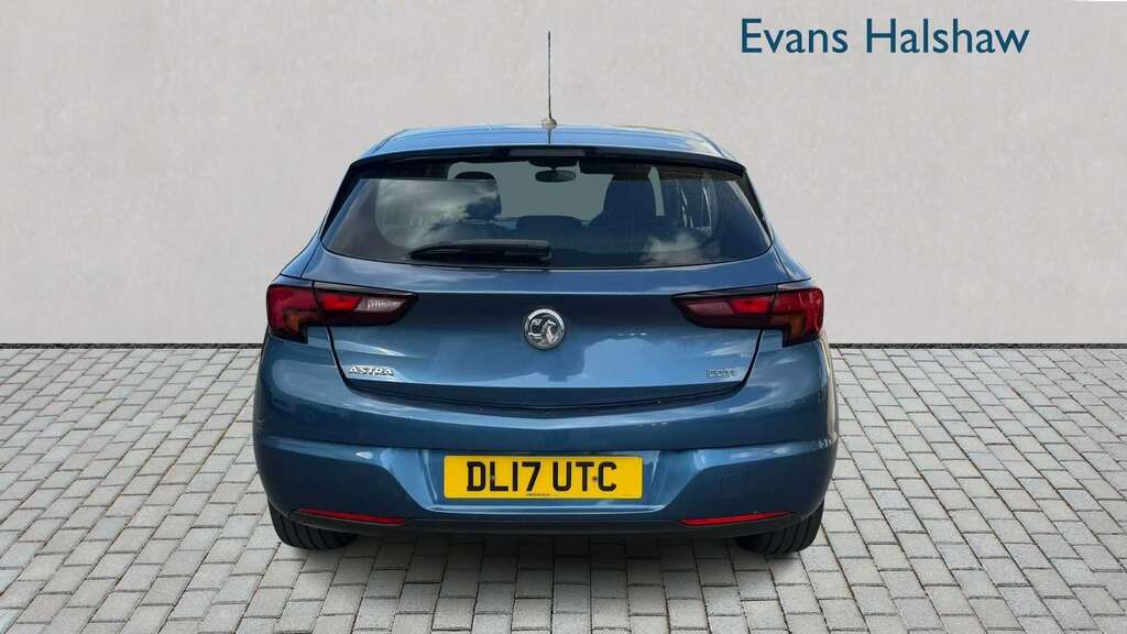 Vauxhall Astra 1.6 Cdti 16V 136 Design 2017 Blue #4