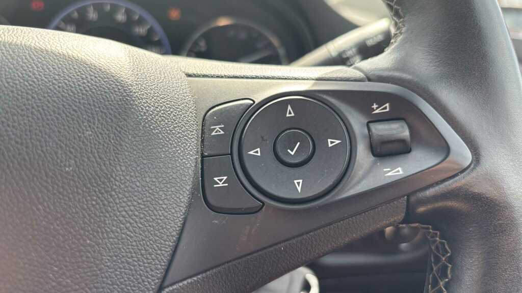 Vauxhall Astra 1.5 Business Edition Nav 104 Bhp Grey #17