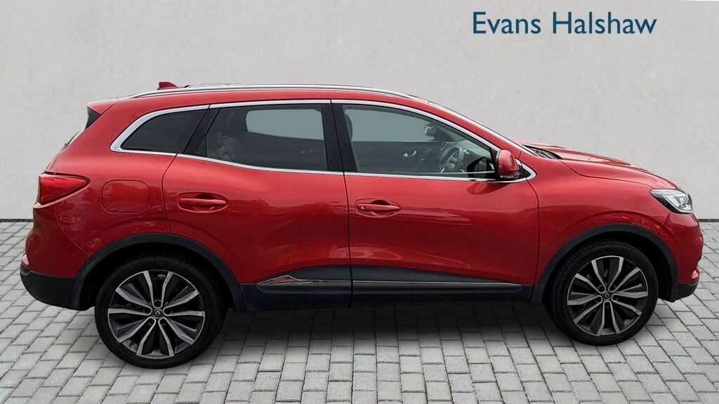 Renault Kadjar 1.5 Blue Dci Iconic 2020 Red #4