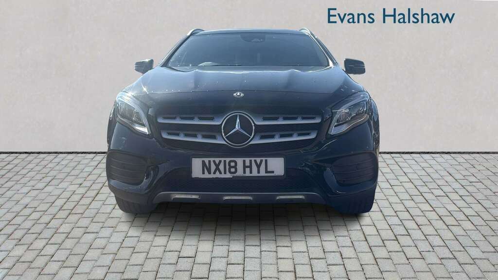 Mercedes-Benz GLA Class 220D 4Matic Amg Line Premium 2018 Black #5