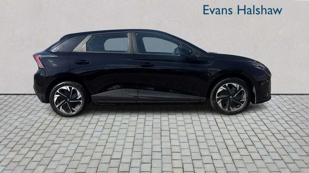 MG MG4 150Kw Se Ev Long Range 64Kwh 2023 Black #6