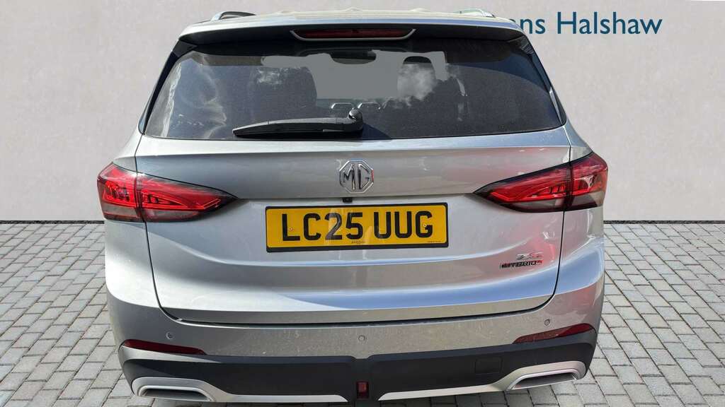MG ZS 1.5 Hybrid Trophy 2025 Silver #3